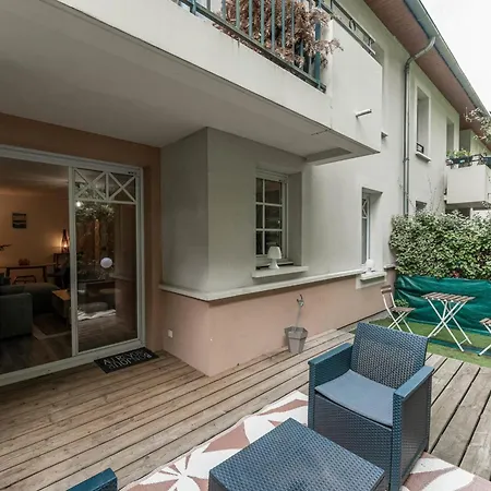 Cosy With Terrace Near Bordeaux דירה