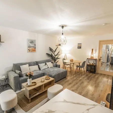Cosy With Terrace Near Bordeaux דירה *